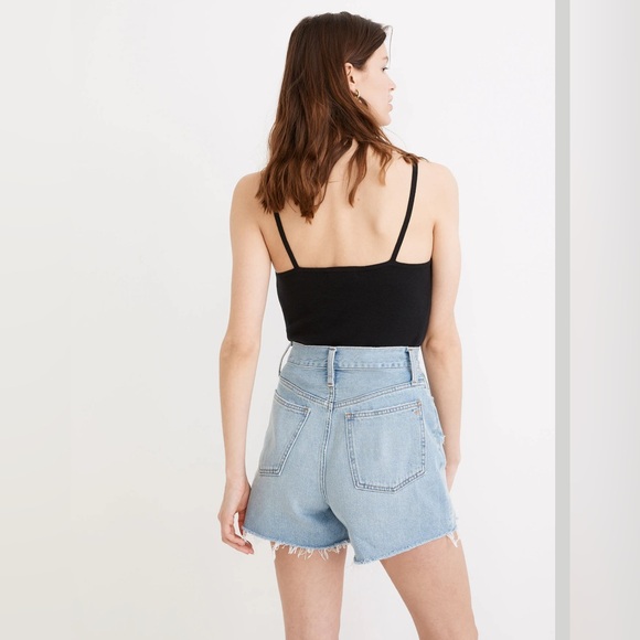 NWT Madewell The Momjean Short in Lansdale Wash Light Blue Raw Hem High Rise - Picture 2 of 16